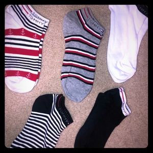 5 pairs of ankle high Tommy Hilfiger socks